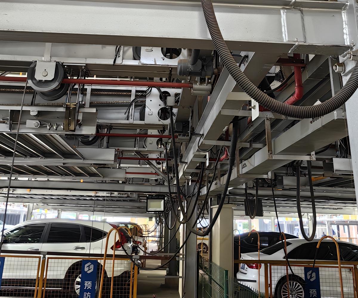 立体车位租赁双层简易机械式立体停车设备城市停车的实用解决方案